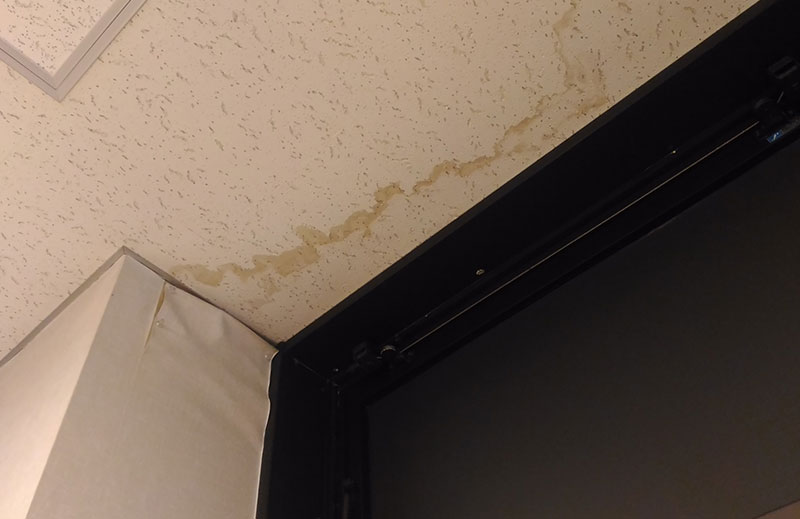 築15年以上の戸建て住宅で発生する雨漏りの原因と確実な修理および対策方法。住まいを長く安全に守り続けるためには?